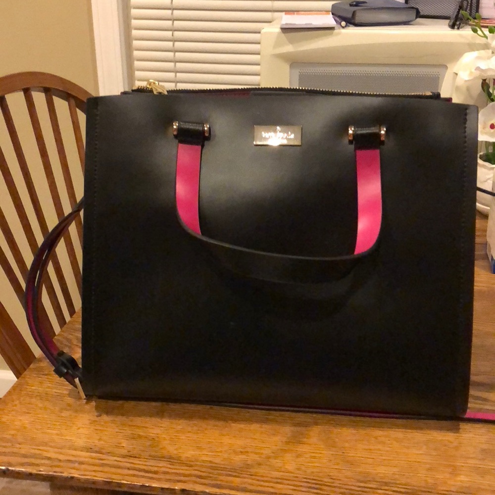 Black Kate spade bag